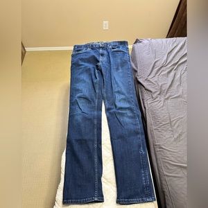 Eddie Bauer Slim 34 x 34 Jeans